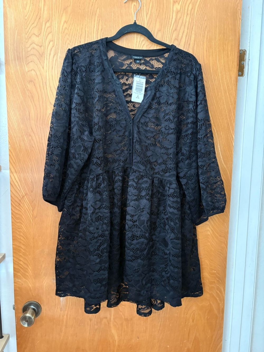 Torrid Black Floral Lace V-Neck Long Sleeve  button down tunic 3XL - Picture 2 of 9